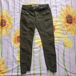 "V.I.P." Stretchy Jeans Capris